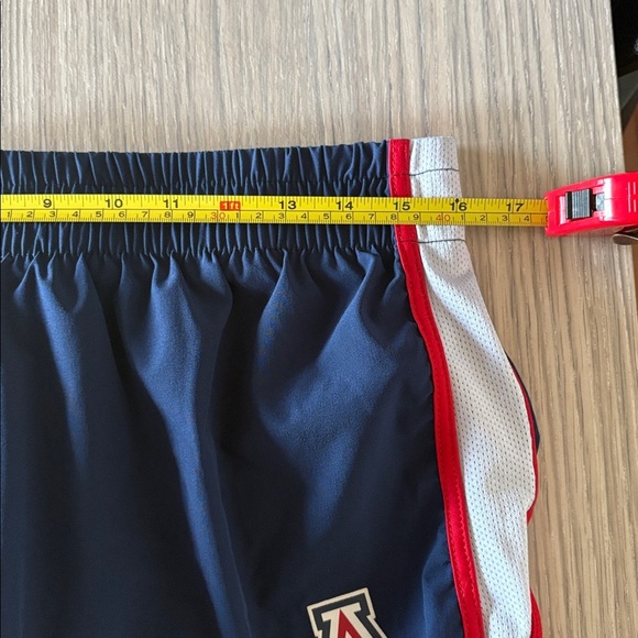 Colosseum Arizona Wildcats Navy Running Shorts Womens L 3” Inseam - Picture 6 of 8